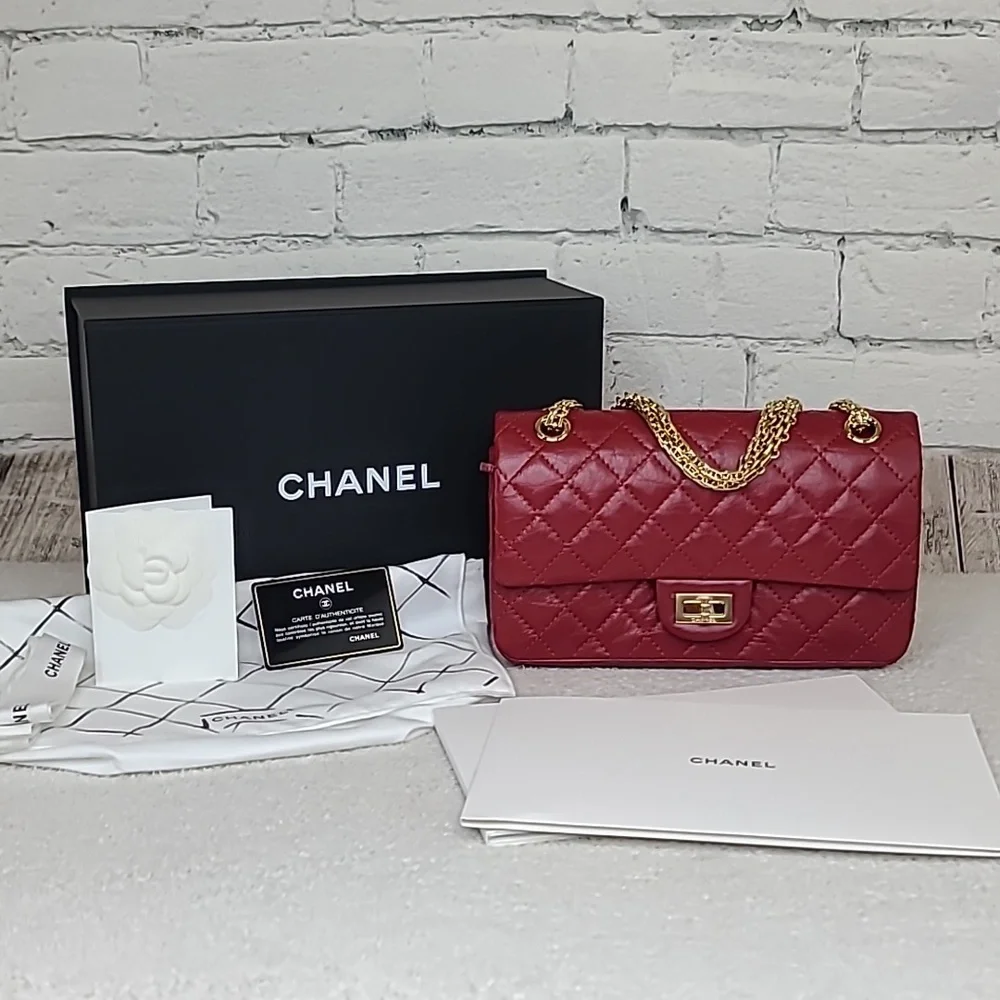 Chanel Classic Quilted Calfskin Medium 2.55 Reissue Red Double Flap Bag NWT/NIB